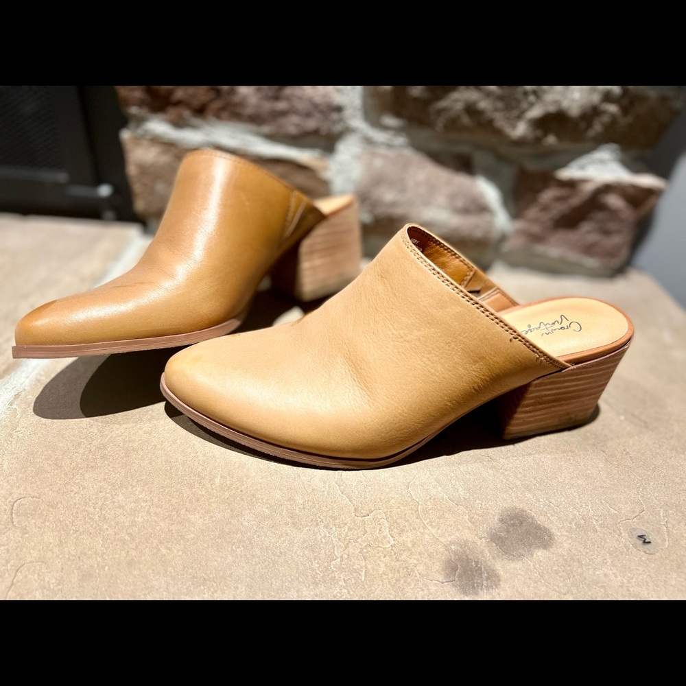 Heeled Mule